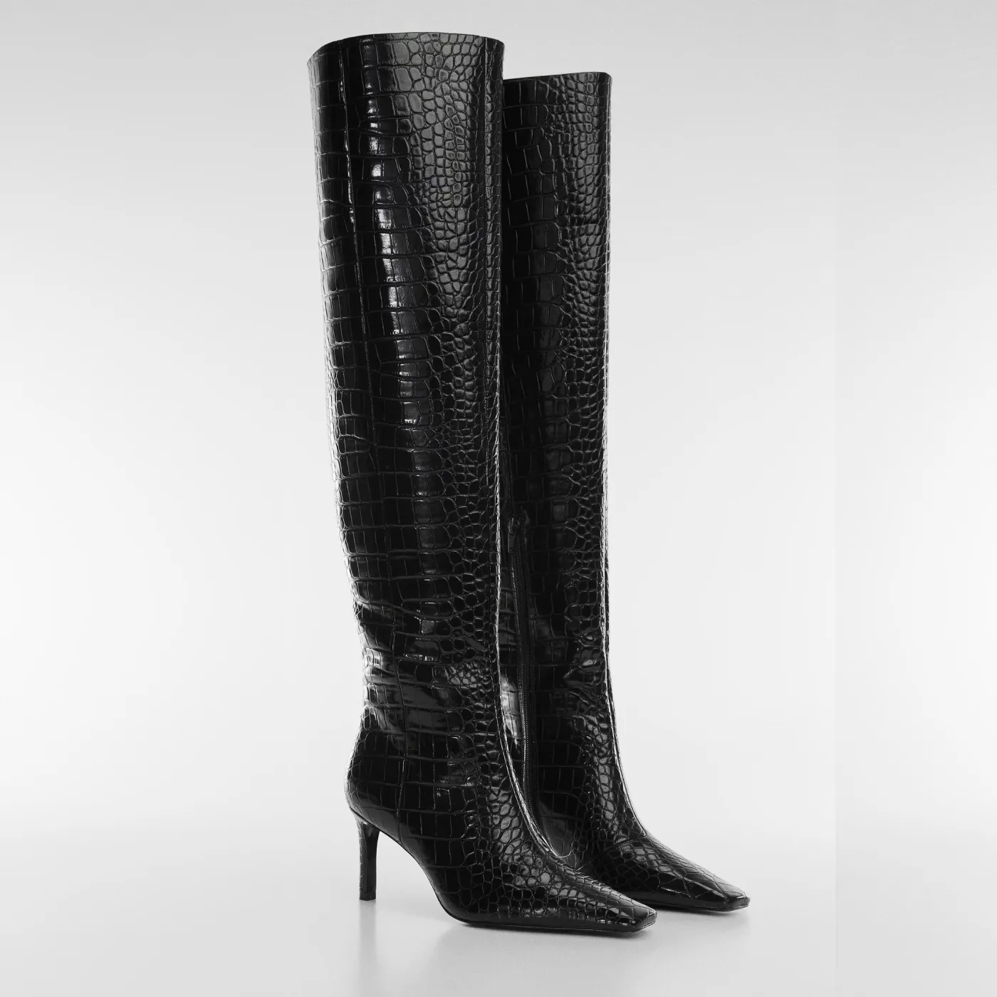 Black Croc-Effect Based Stiletto Boots - الصورة 2